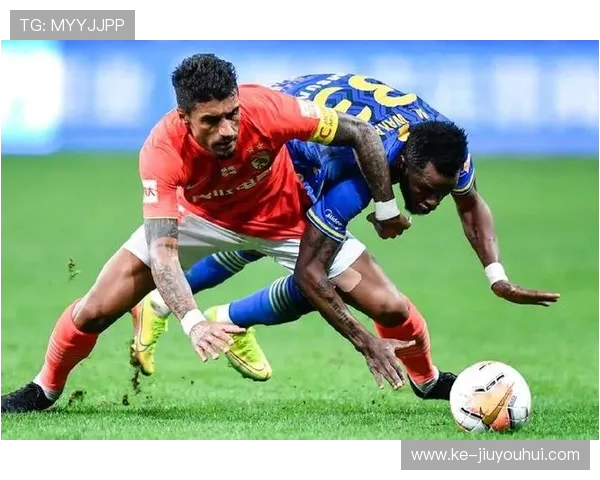 近期足球场坍塌悲剧引发关注安全隐患多方调查仍在进行中